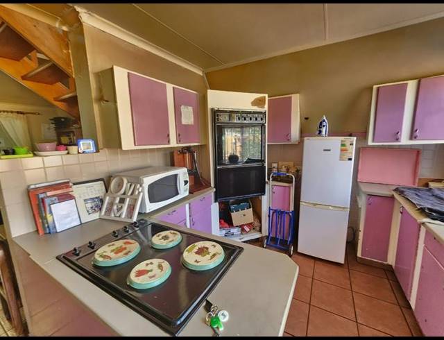 FARM FOR SALE IN WALKERVILLE CENTRAL